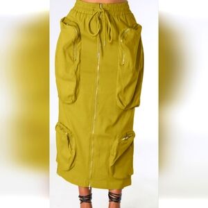NWT Love Highlight Cargo Skirt